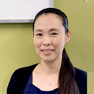講師 井上久美子